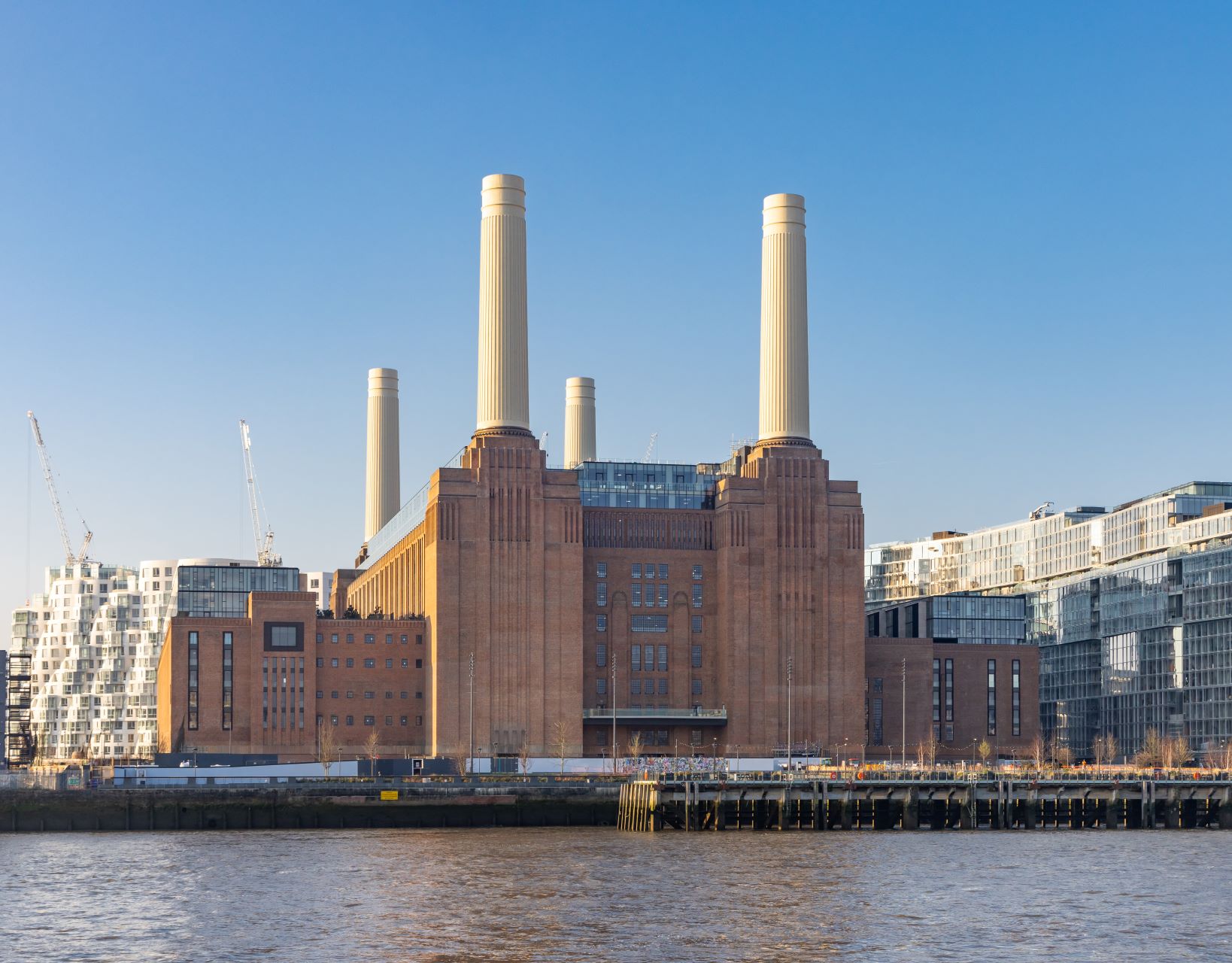 CELEBRATE THE QUEEN’S PLATINUM JUBILEE ATBATTERSEA POWER STATION