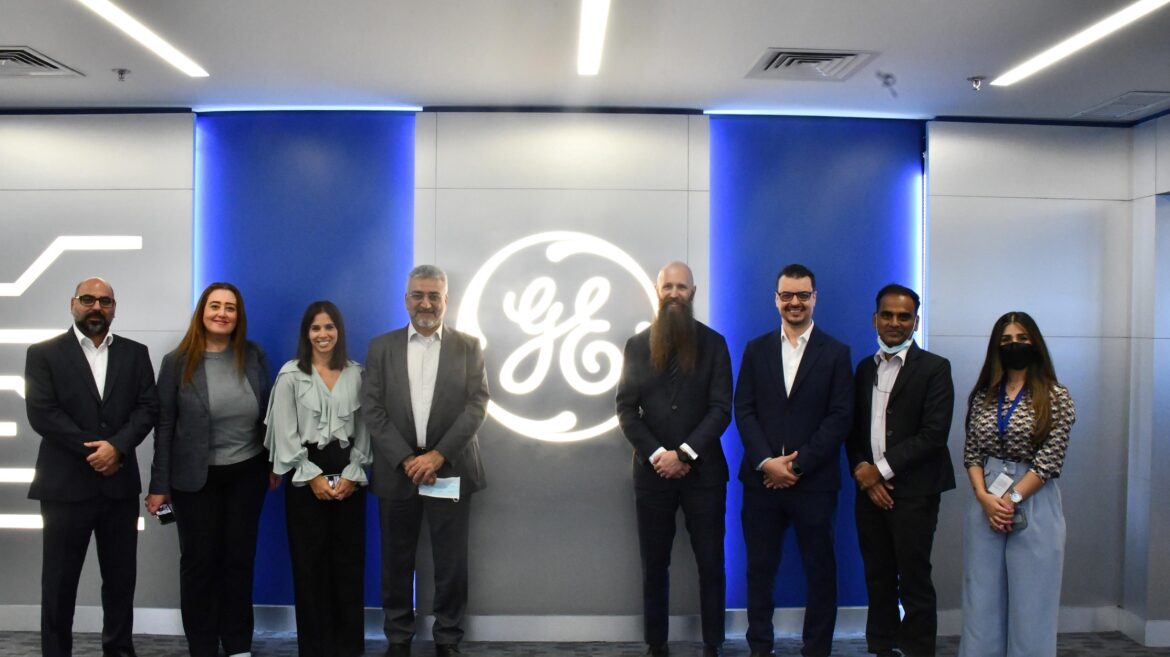 Delegation from US Embassy in Kuwait visits GE Kuwait Technology Center
