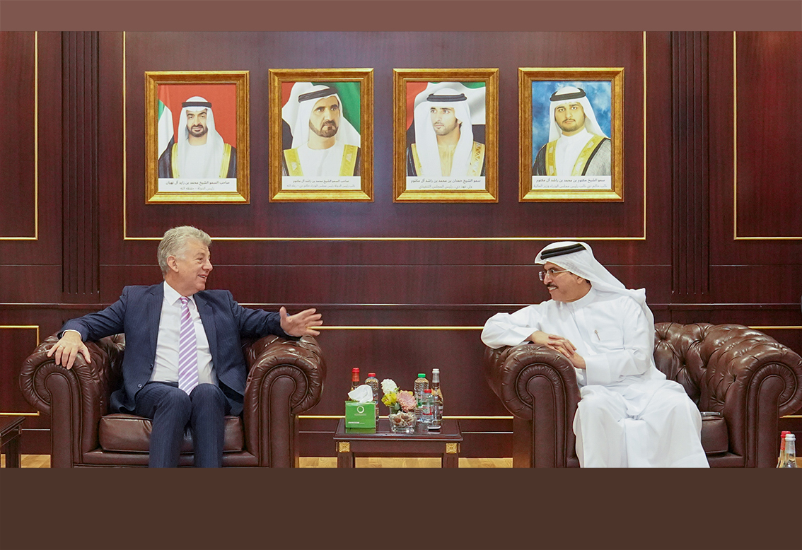 Al Tayer receives Paul Griffiths, CEO of Dubai Airports