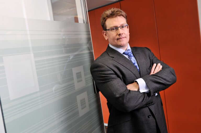 Darren Anstee_Arbor Networks LR