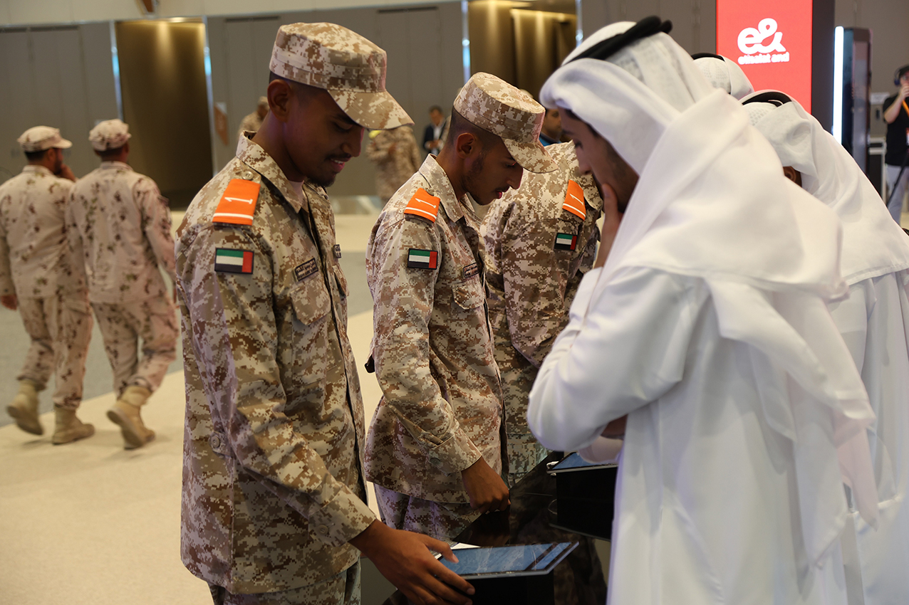 e& unveils opportunities for Emirati talents at National Service Career Fair