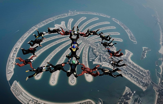 Galaxy Z Fold8 Shape - Skydive copy